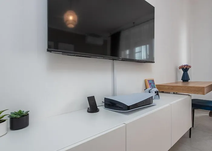 Urban Vibe דירה זאדאר